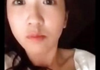 inocentes Coreano teen gozadas no webcam - camgirlscom - 3 min