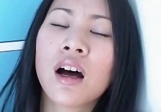 Bella asiatico sorella Perfetto corpo - 12 min