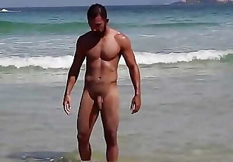 desnudo yoga 2 https://nakedguyz.blogspot.com 40 sec