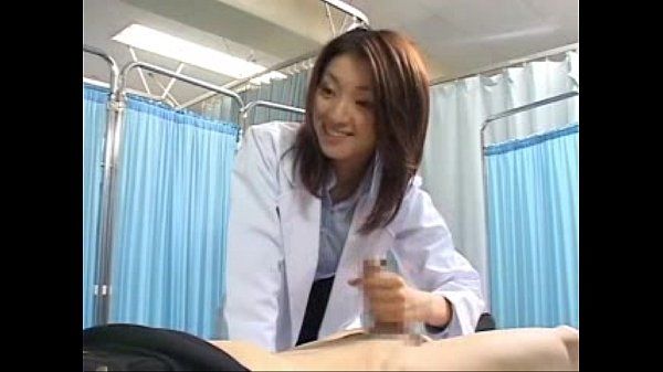 giapponese femmina Medico Fa Il suo paziente Cum