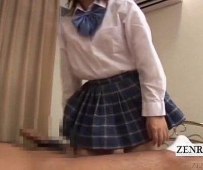 Subtitled CFNM Japanese schoolgirl femdom senzuri play - 3 min