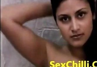 Indian porn star Shabina latest video - 3 min