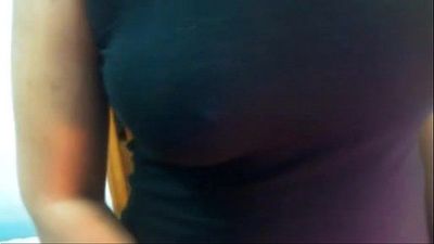 भारतीय बड़े स्तन देसी पत्नी स्वयं स्तन दबाने के साथ बड़े सेक्सी और दूधिया सेक्स वीडियो देखो भारतीय S 3 मिन