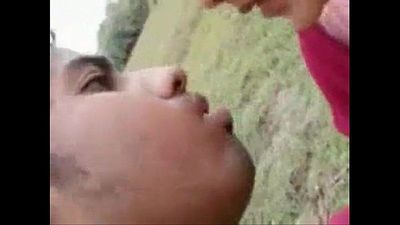 Desi GF in salwar gefickt schwer 4 min