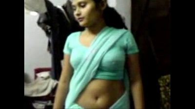 Indian virgin teen takes off saree - xxxcamgirls.net - 11 min