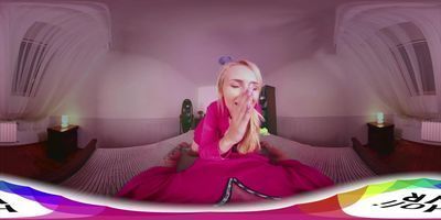 [HOLIVR 360 VR Porn] Stepsister loves Sucking My Dick