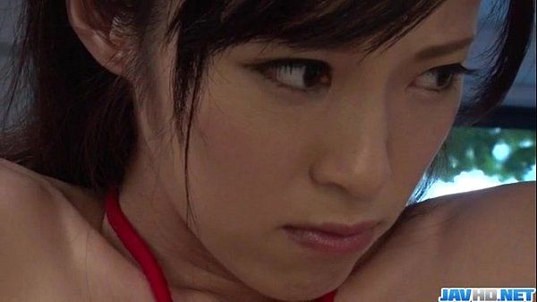 Sara Yurikawa stimulated in kinky bondage porn show