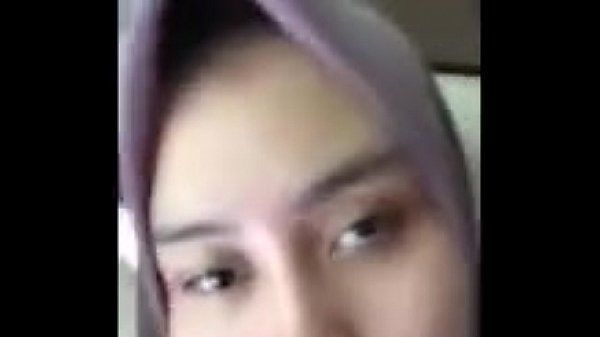 Asiatische Muslim schhol Mädchen zeigen Ihr pussy :Von: cam