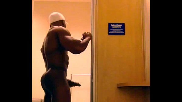 XXL Hung Black Muscle Dude Naked & Jerking Off In Office