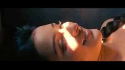 perneeti chopra full scene movie suddhadesi romance - 2 min