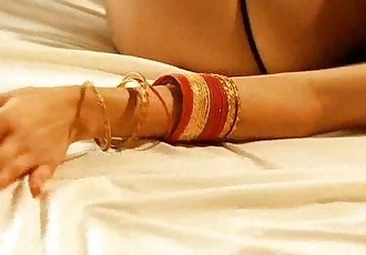 Brunette beauty From Bollywood India - 5 min