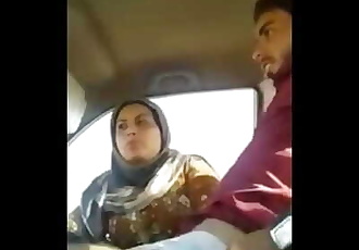 Indian Muslim Aunty having Fun in Car