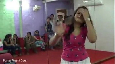 Indian girl dance on hindi dirty song - 1 min 34 sec