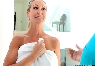 Huge boobs stepmom Brandi Love fucked with teen couple